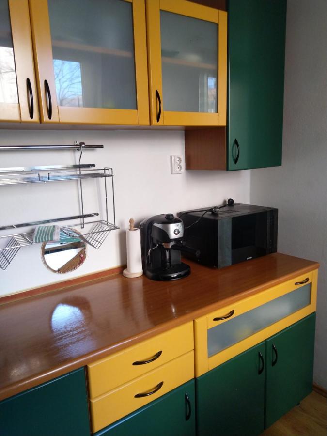 Apartament Camelia Petroşani Exterior foto